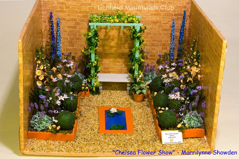 Miniaturist Club August 2010 - 0028.jpg